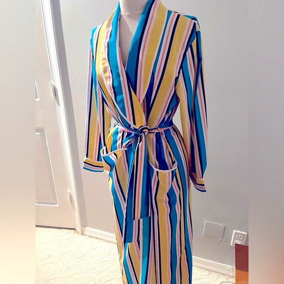 Natori II Intimates Striped Robe in size SP new - Picture 1 of 10